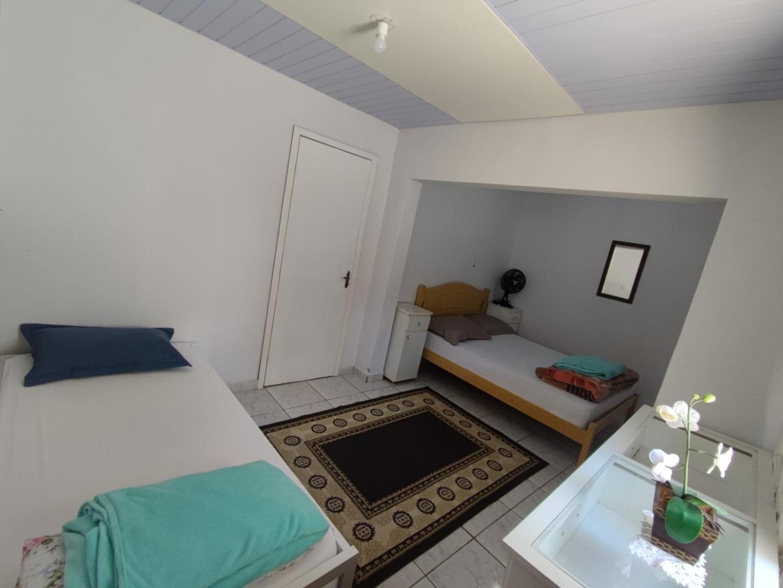 Hostel Inn Lago Guarapuava Bagian luar foto