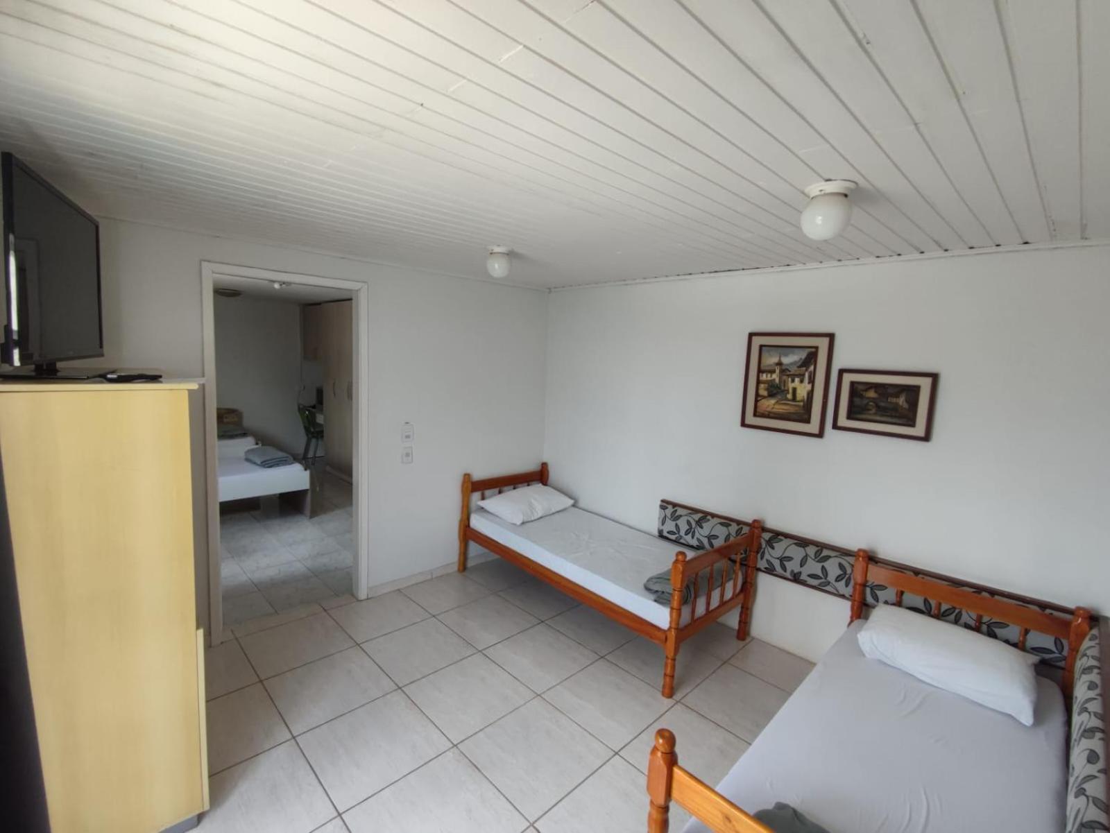 Hostel Inn Lago Guarapuava Bagian luar foto